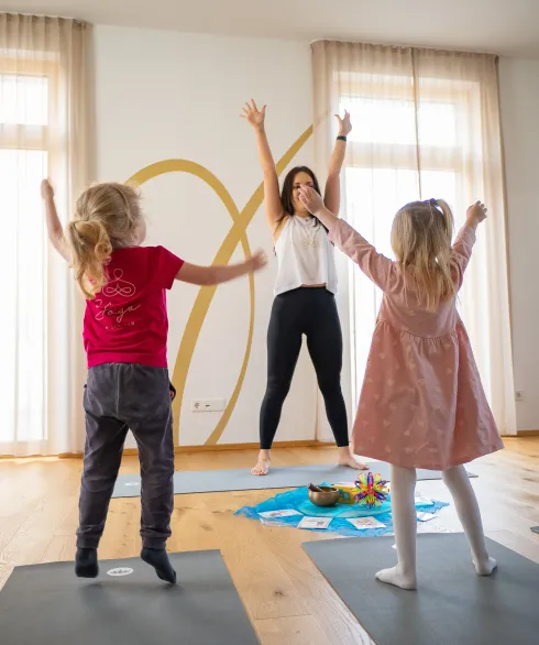Kinder Yoga Kleine Yoginis (3-6)
