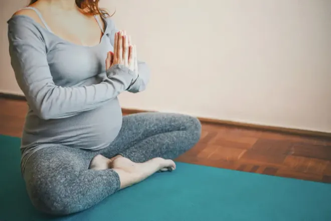 Yoga für Schwangere Winter 2024 Mo20