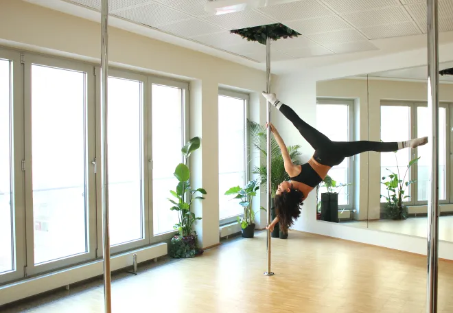 Drop-In: Level 3, Spinning, Pole Dance Kurs