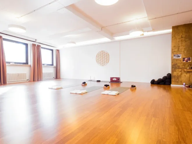 Patrick Broome Yoga (Studio City)