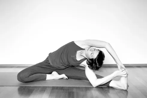  Yin Yoga (ONLINE)