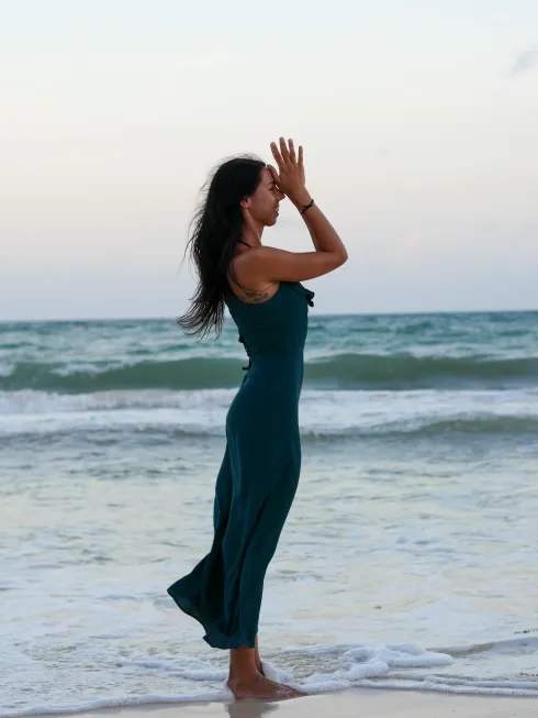 Yoga Masterclass „FREEDOM WITHIN“  mit Estefania Olavide Yoga